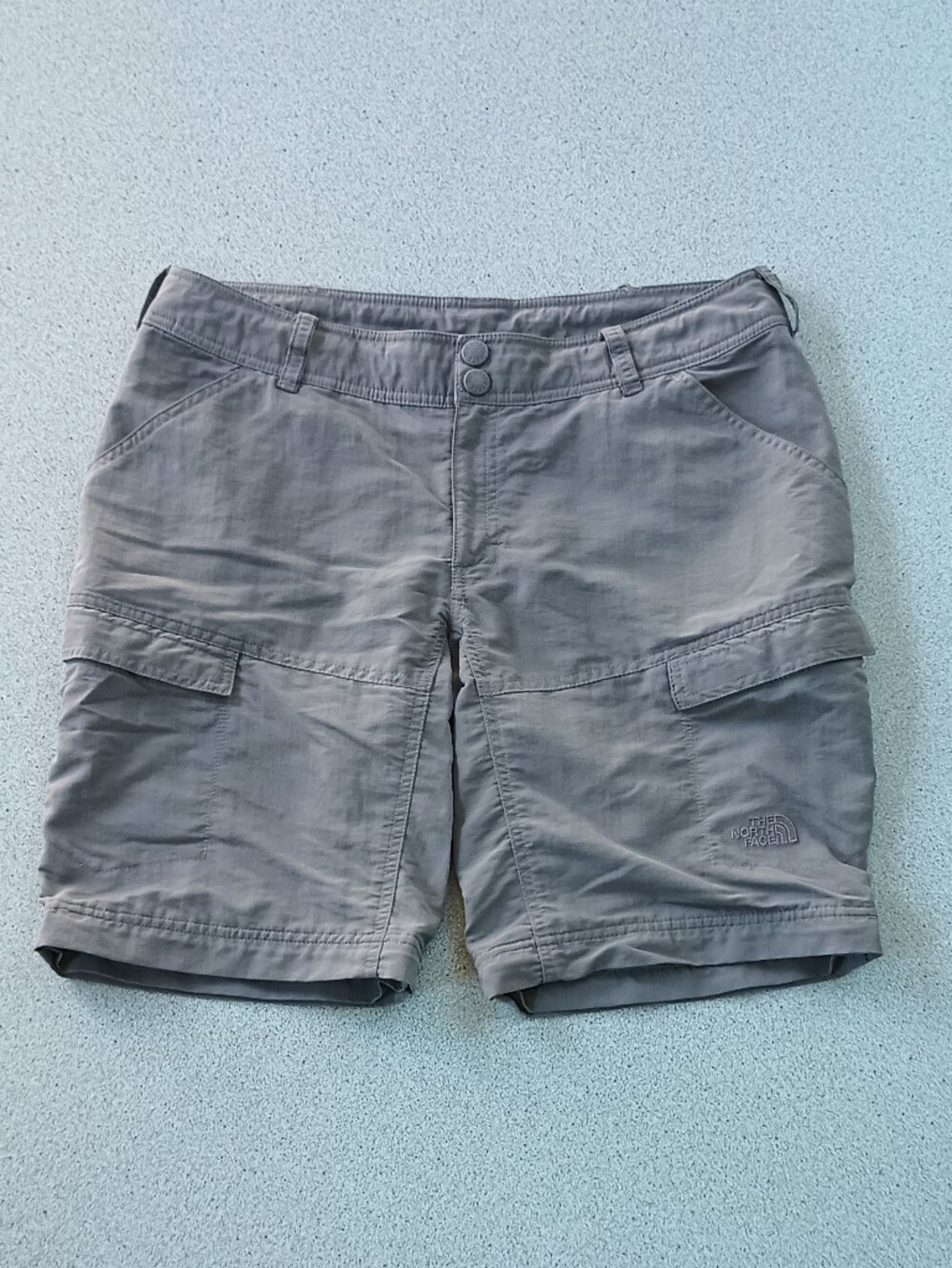 The North Face Womens Cargo Hiking Shorts Grey Size 10 Nylon Outdoor Trail